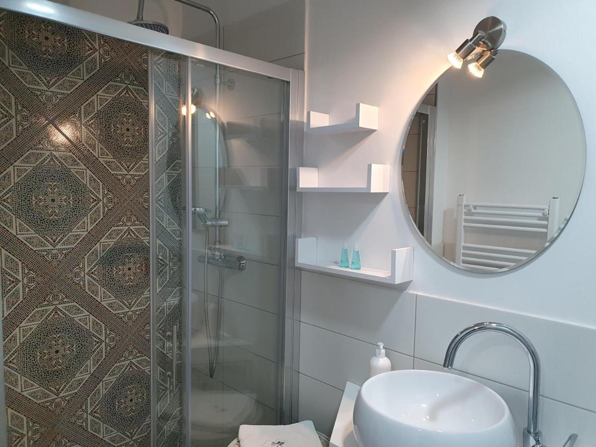 Charming Apartment Mila In Privat House With Free Parking ลูบลิยานา ภายนอก รูปภาพ